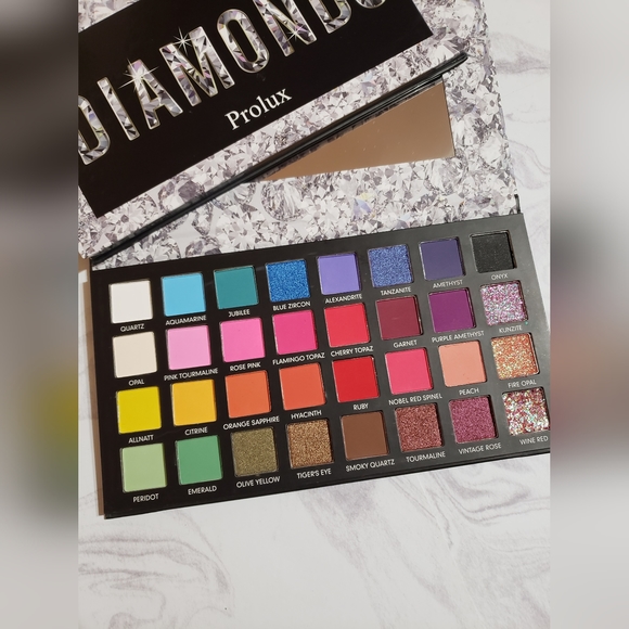 Prolux Diamonds 32 Color Eyeshadow Palette - Picture 3 of 4